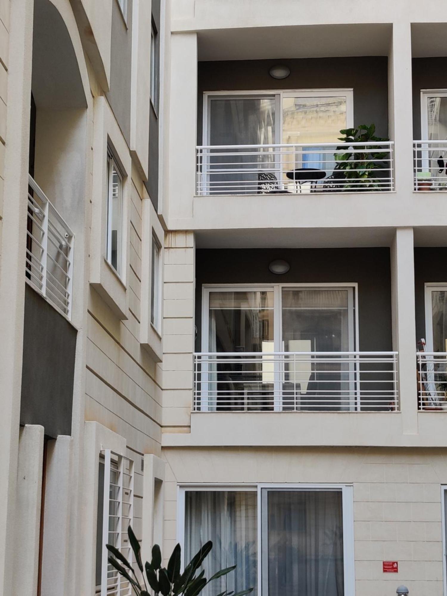 Depiro Point Deluxe - Modern, Designer Apartment 2 Minutes Away From Popular Sliema Seafront Bagian luar foto