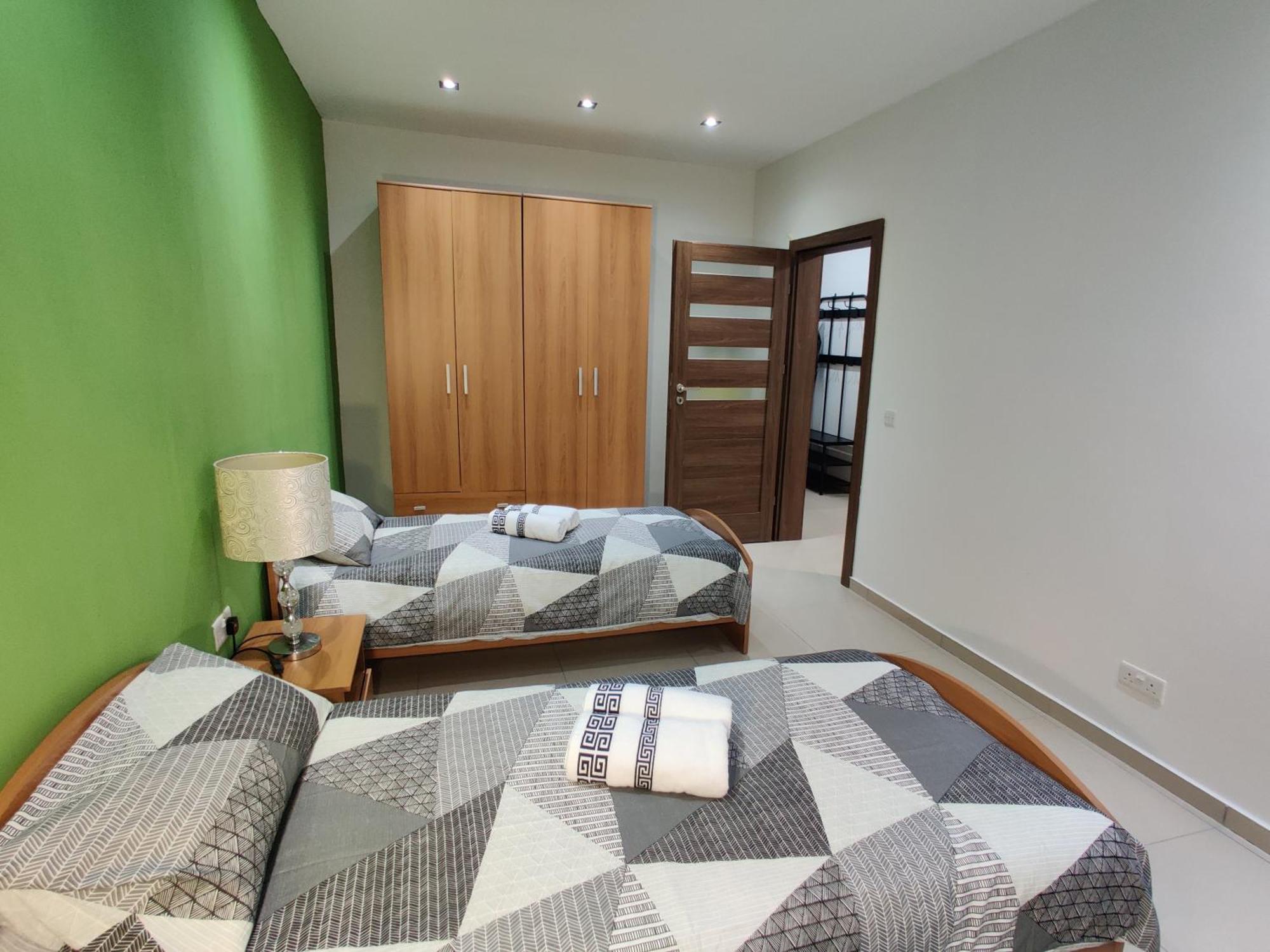 Depiro Point Deluxe - Modern, Designer Apartment 2 Minutes Away From Popular Sliema Seafront Bagian luar foto