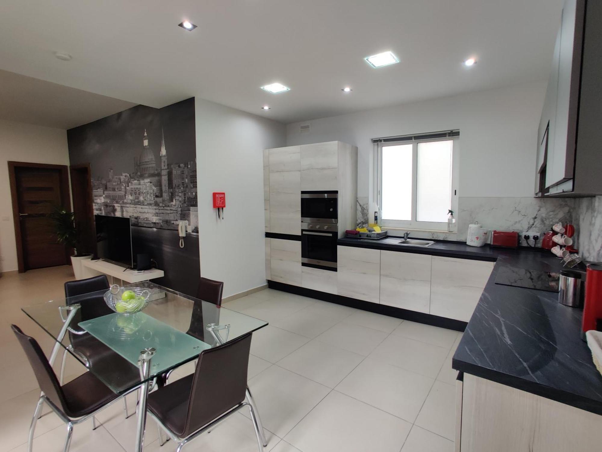 Depiro Point Deluxe - Modern, Designer Apartment 2 Minutes Away From Popular Sliema Seafront Bagian luar foto