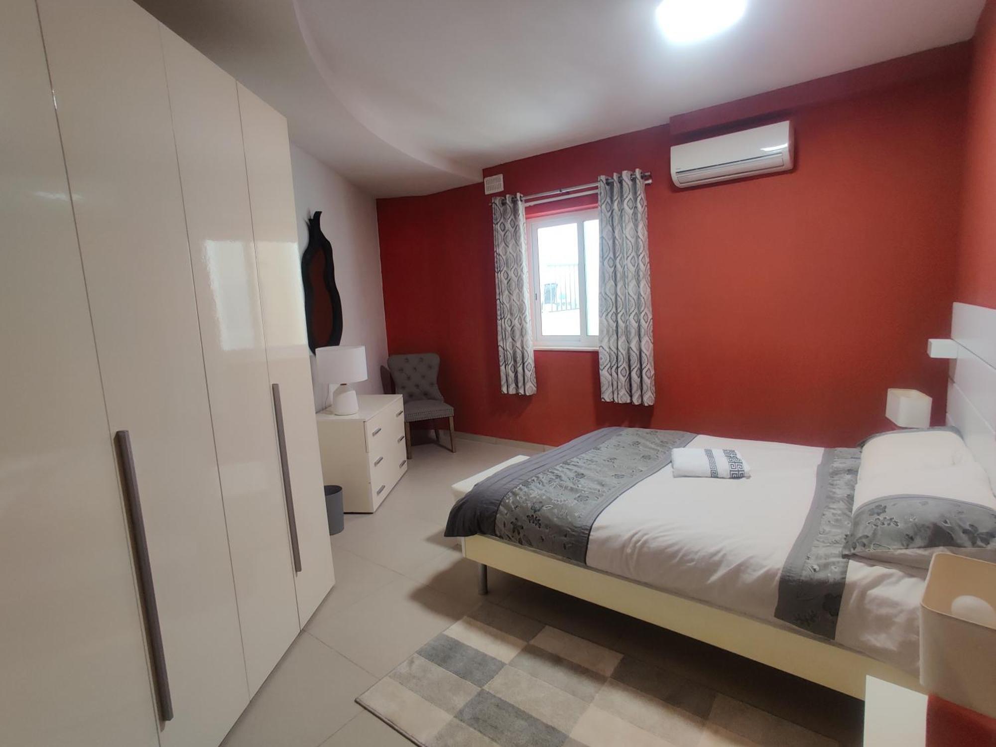 Depiro Point Deluxe - Modern, Designer Apartment 2 Minutes Away From Popular Sliema Seafront Bagian luar foto