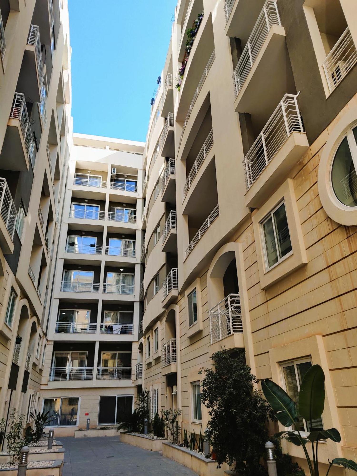 Depiro Point Deluxe - Modern, Designer Apartment 2 Minutes Away From Popular Sliema Seafront Bagian luar foto
